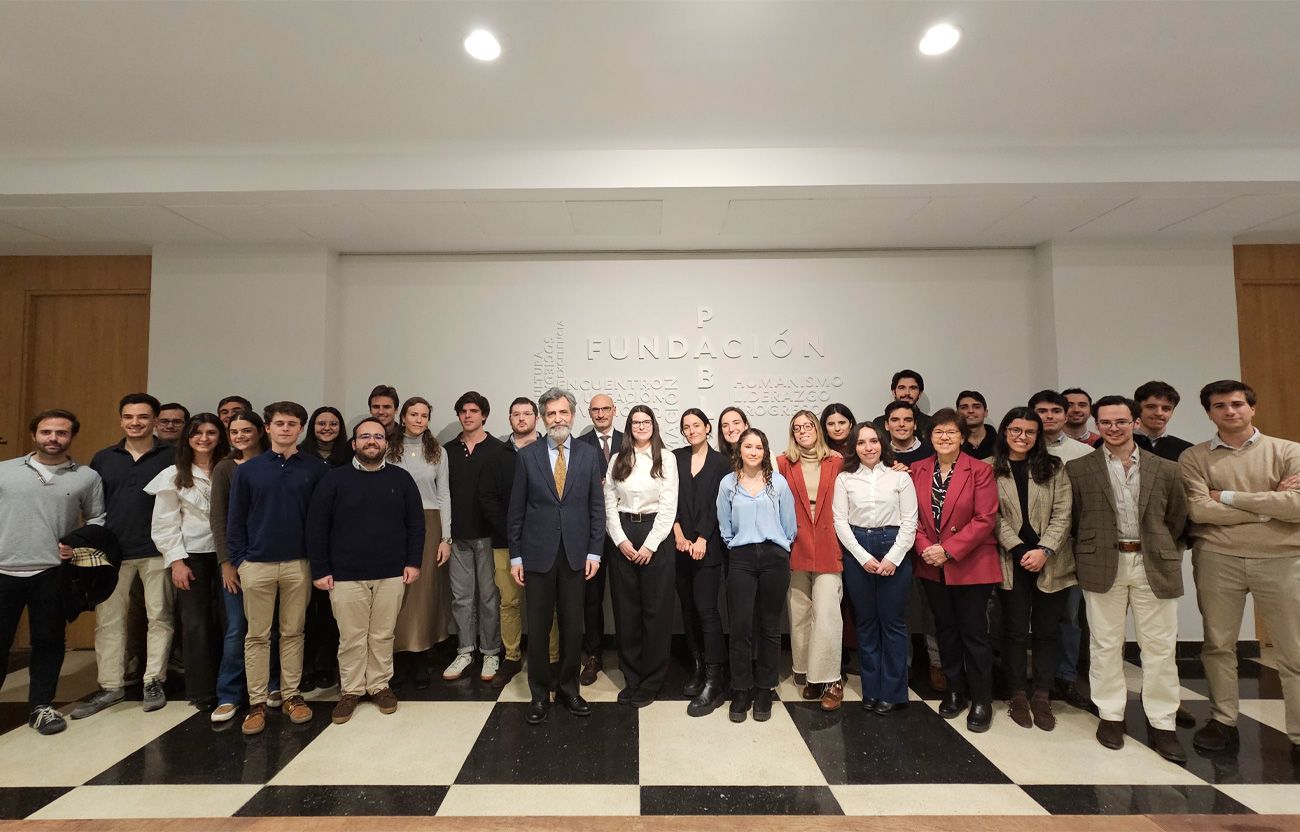 Encuentro con el expresidente del CGPJ, Carlos Lesmes