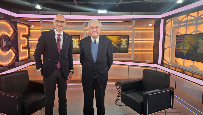 ¿Por qué han perdido los jóvenes la confianza en la democracia?