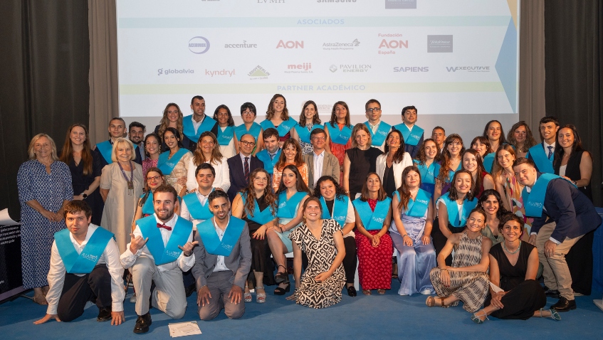 Graduación de la IX promoción del programa CAMPVS